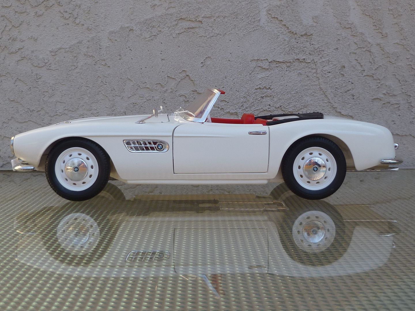 BMW 507 Cabriolet Rouge 1956-1959 - Revell 1/18, Collection, état Excellent